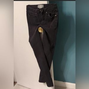 Mudd 90s jeans size 1 flx stretch high rise great condition embroidery pockets